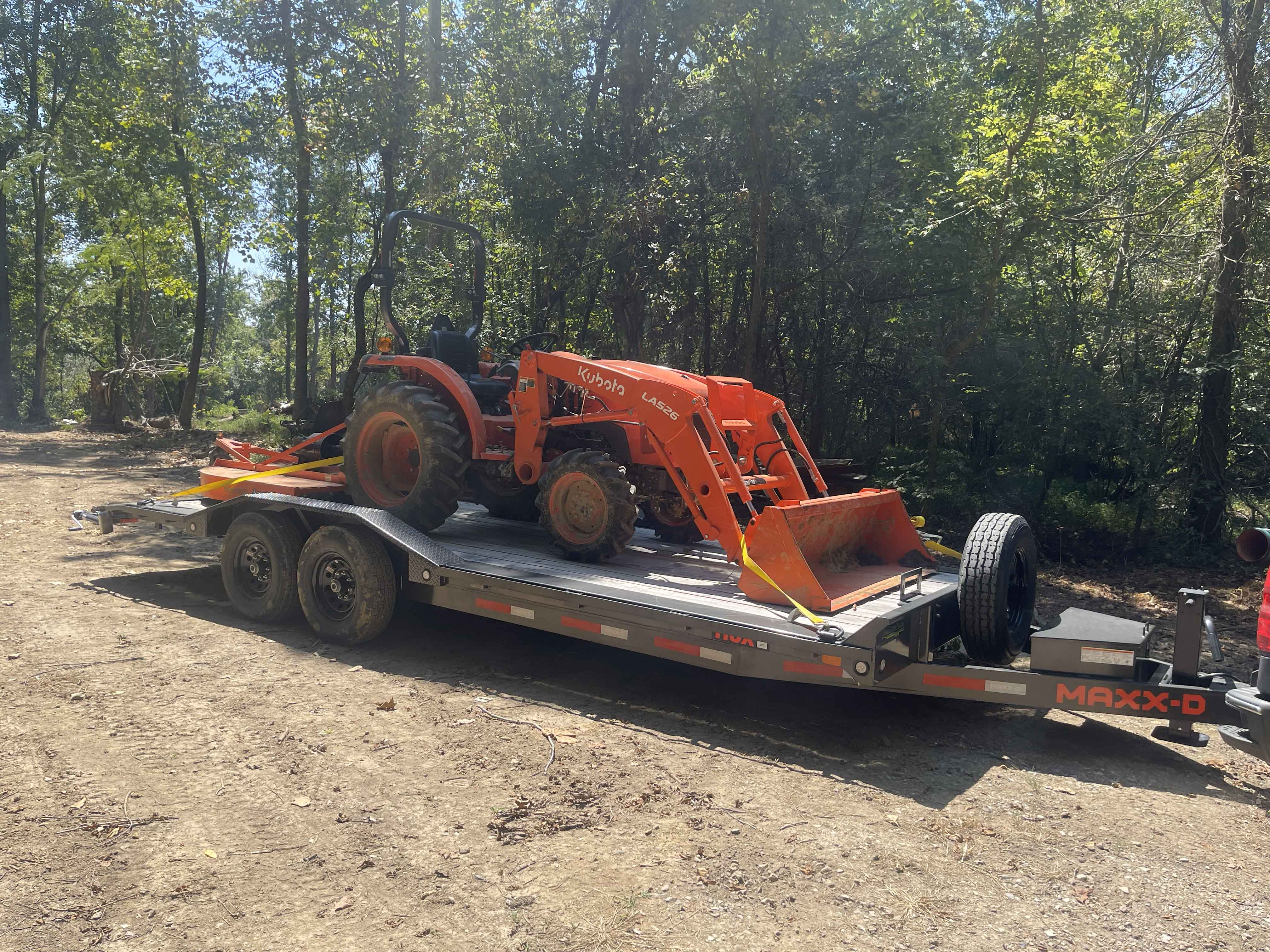 22' Maxx-D Drive Over Fender thumbnail 4